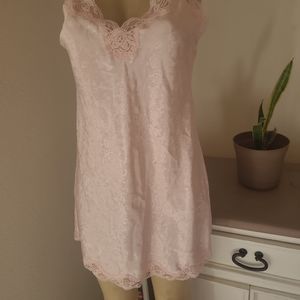 Vintage Victoria’s Secret gold label nightgown, size M